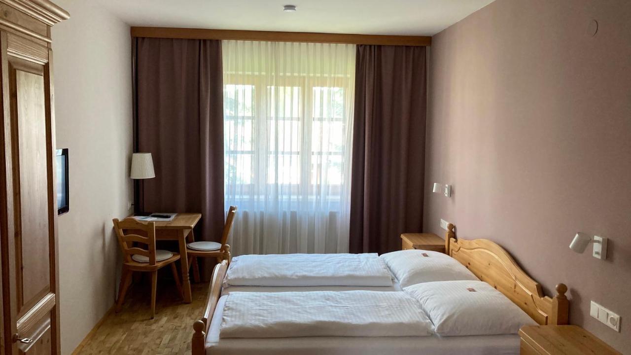 Zoechbauer Gaestehaus - Hotel Garni Kapelln Exteriör bild