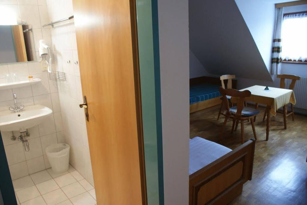 Zoechbauer Gaestehaus - Hotel Garni Kapelln Exteriör bild